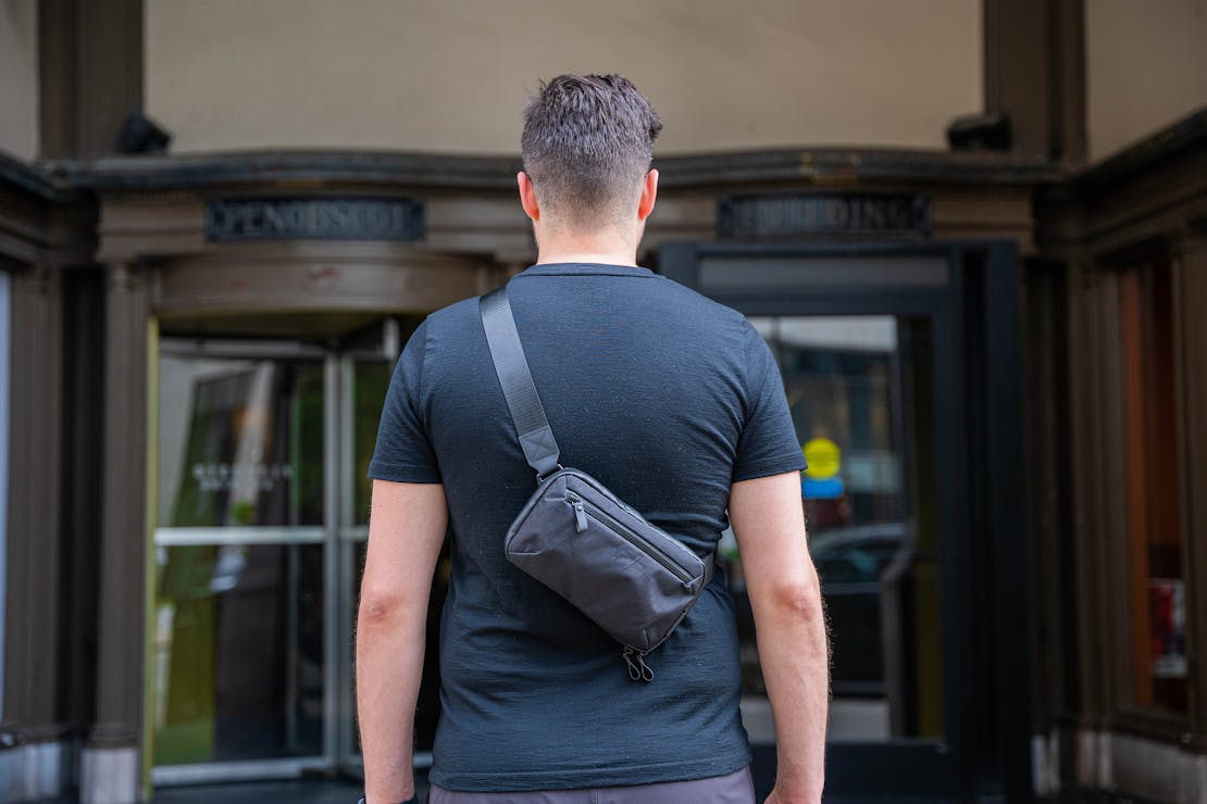 How To Choose The Right Tech Pouch For Your Gadgets & Accessories