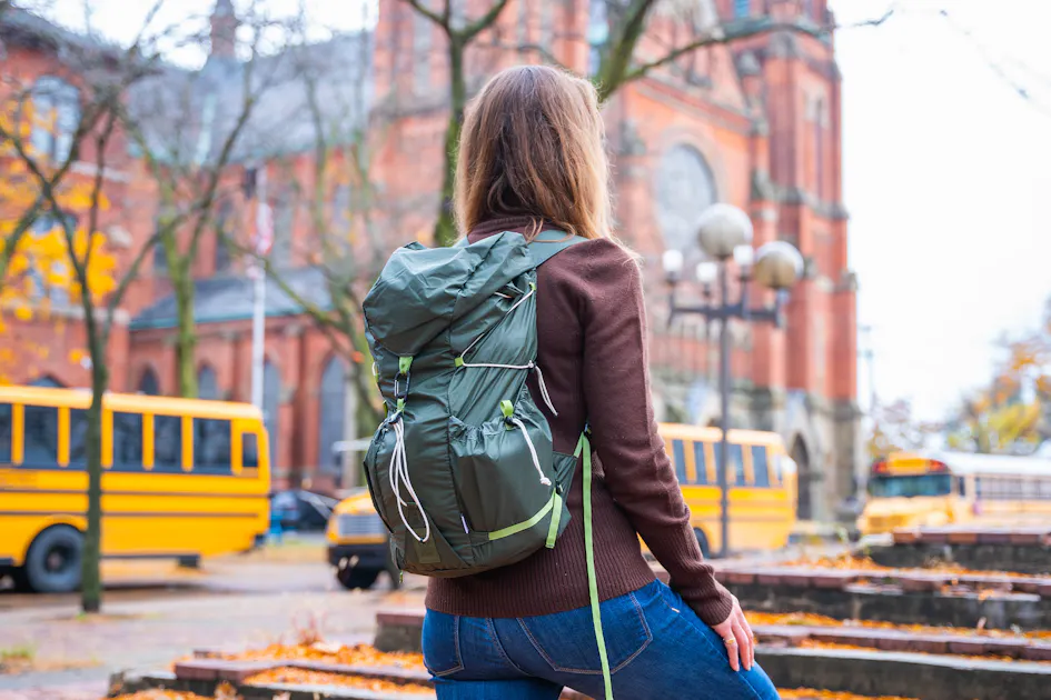 NWT Topo Designs 16 L TopoLite Cinch Pack TopoLite™ Cinch Pack 16L | Bags/Backpacks | Topo Designs Canada main image 3