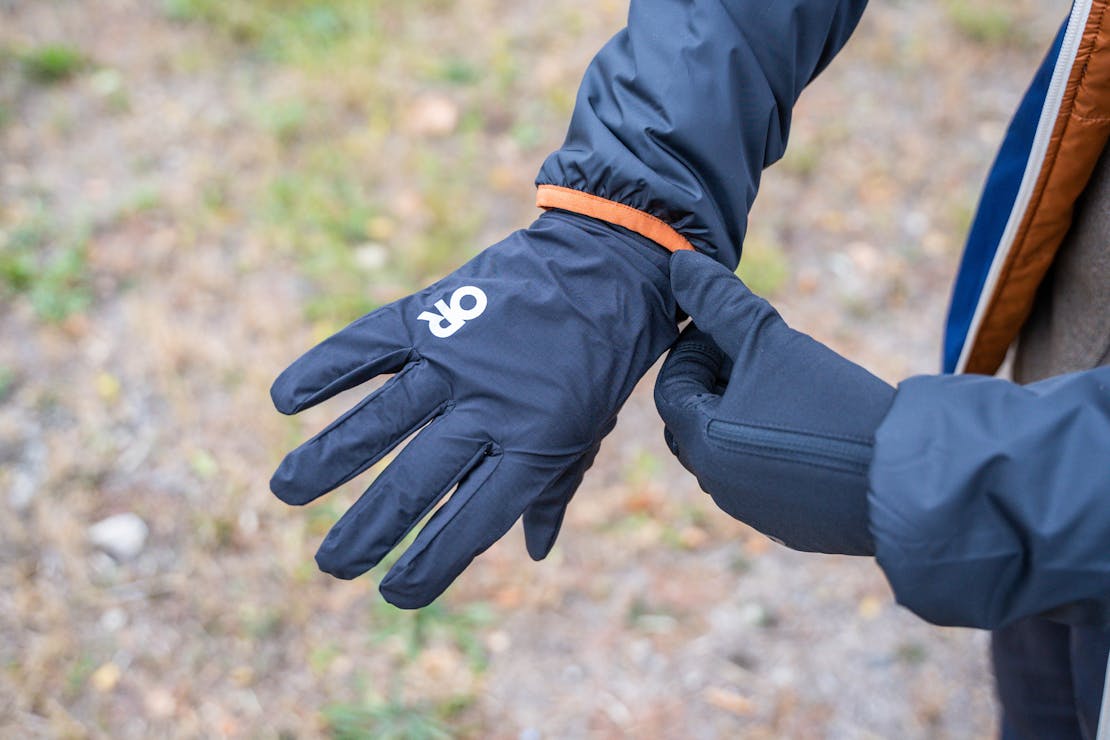 Outdoor Research Versaliner Sensor Gloves Review