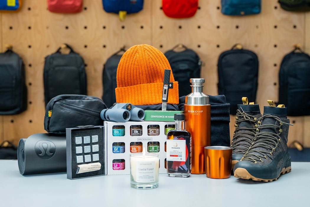 17 Gifts Ideas for The Cabin Trip Lover In Your Life