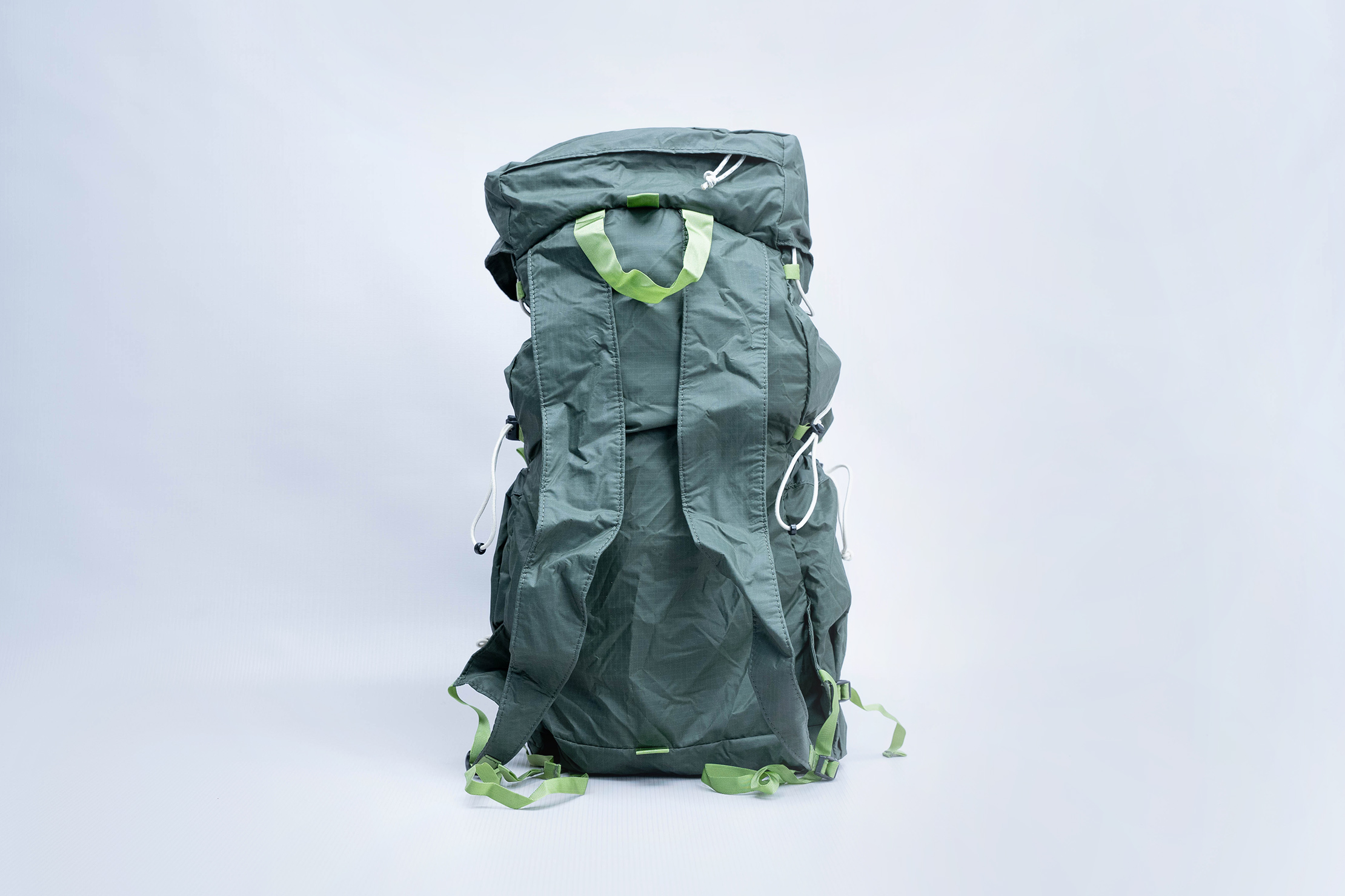 Topo Designs TopoLite Cinch Pack 16L Back Studio