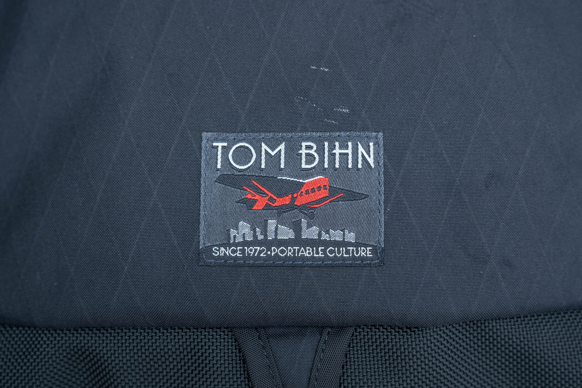 TOM BIHN Addax 31 Brand