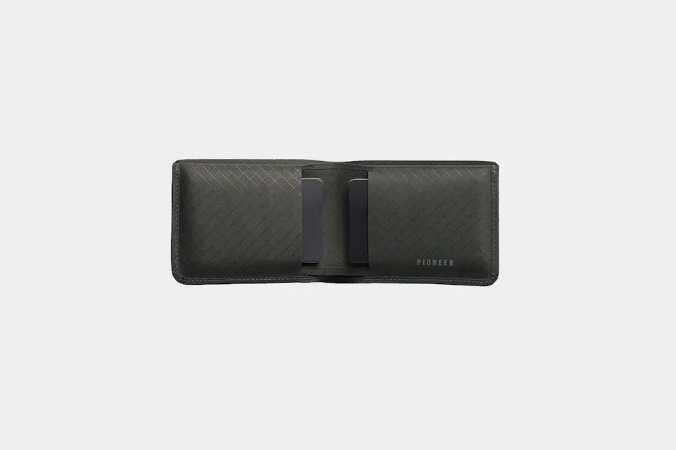 New Things Lab MEMO The Whiteboard Wallet Pack Hacker New things lab memo the whiteboard wallet pack hacker