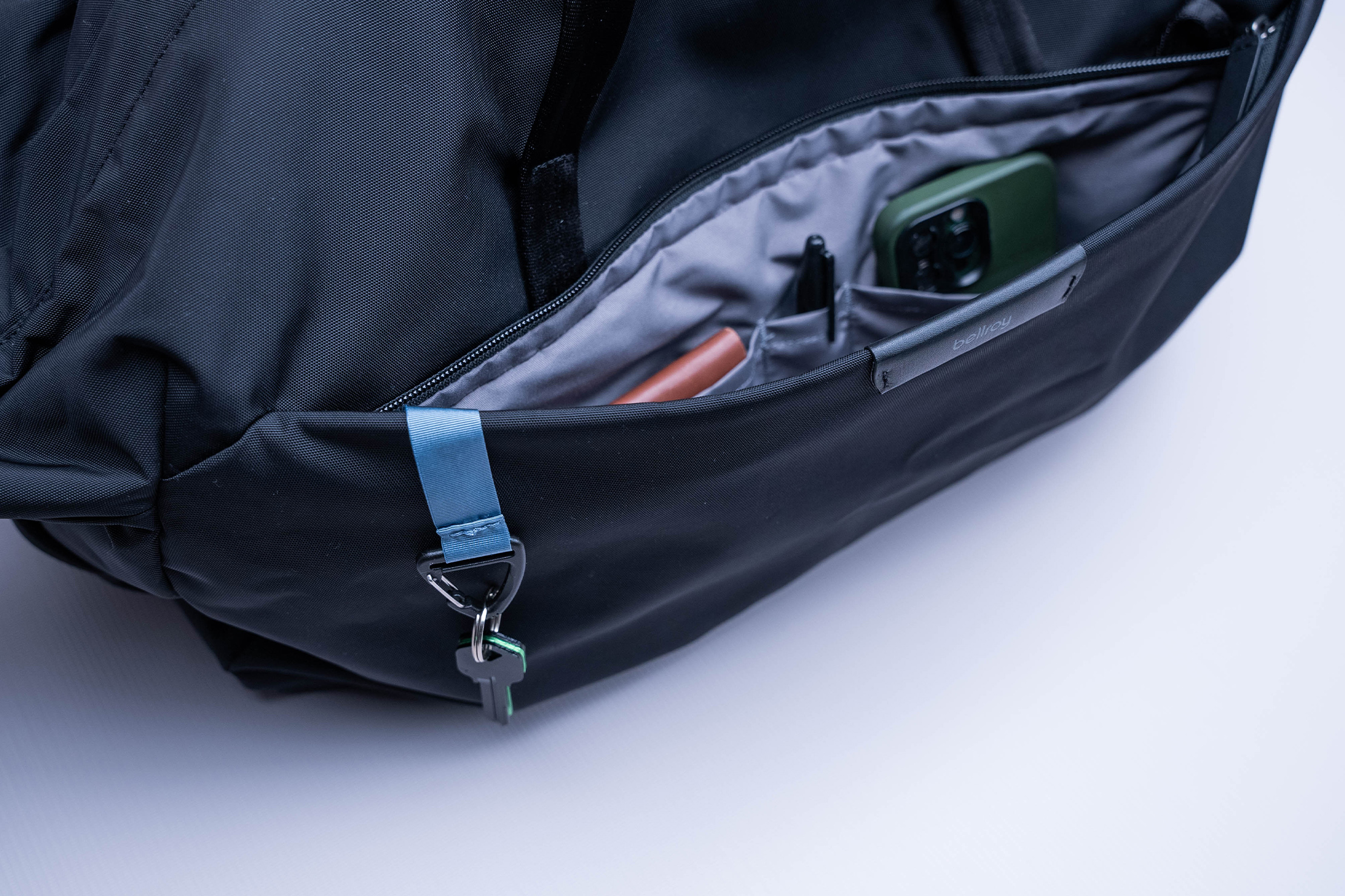 Bellroy Classic Weekender Pocket Studio