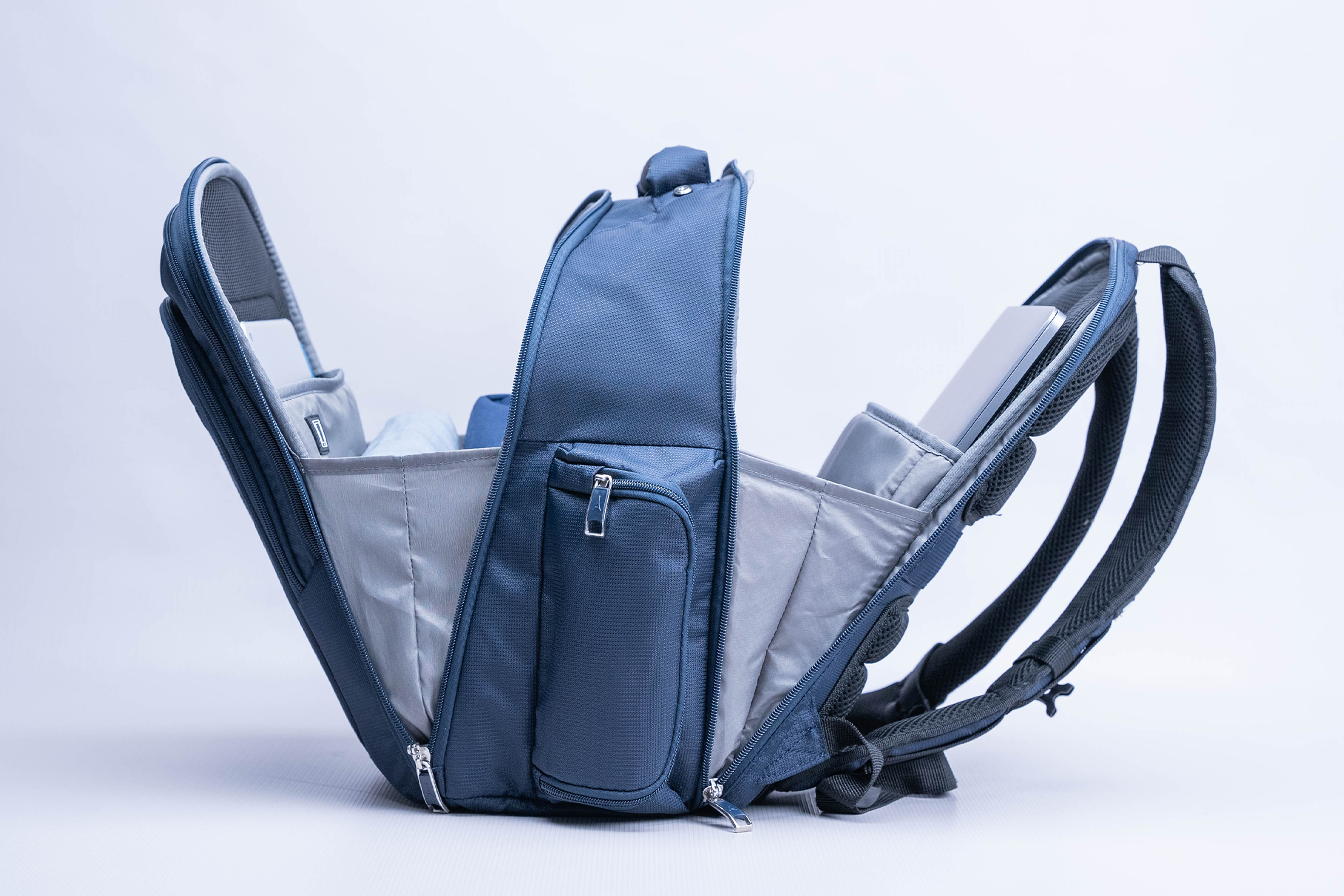 Travelpro Maxlite 5 Laptop Backpack Open