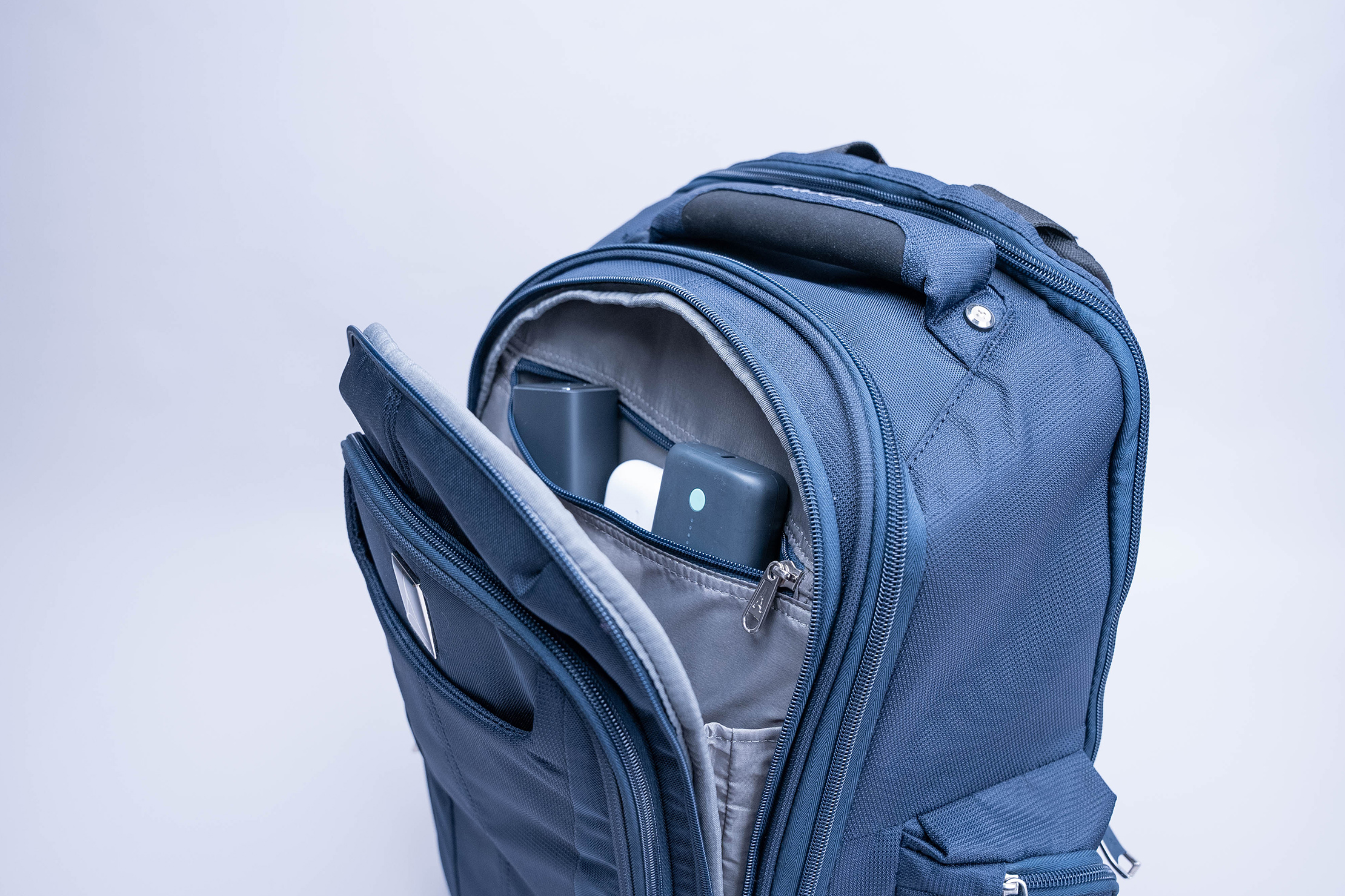 Maxlite 5 outlet backpack