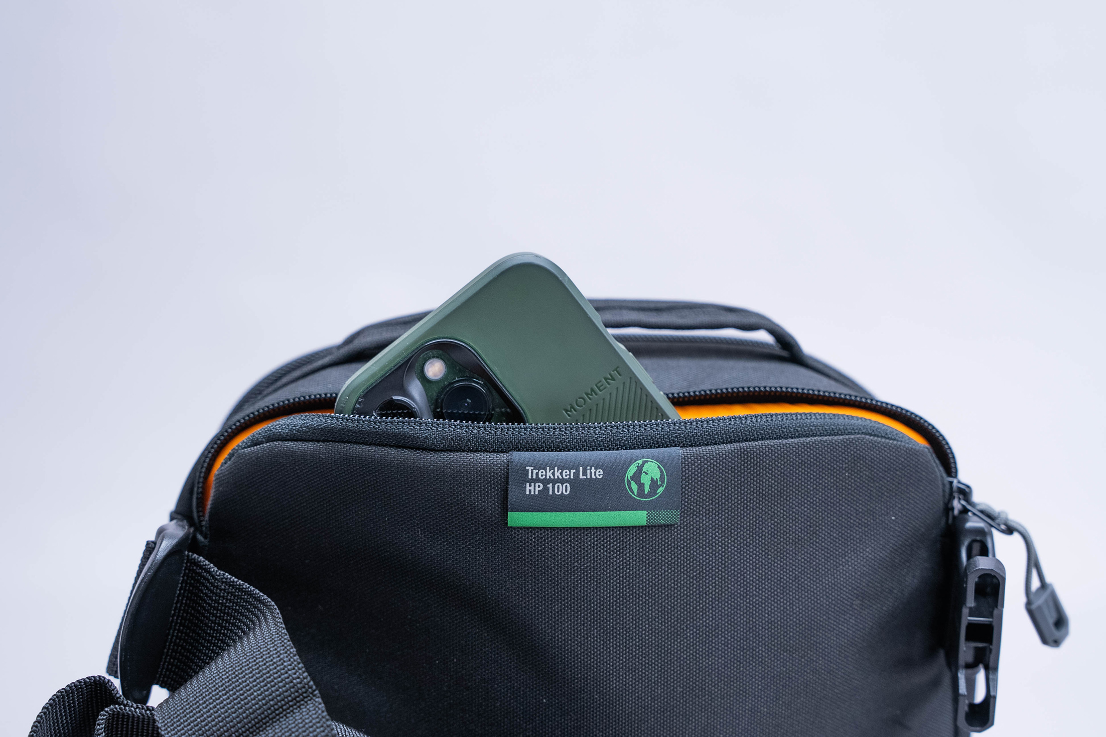 Lowepro Trekker Lite HP 100 Back Pocket