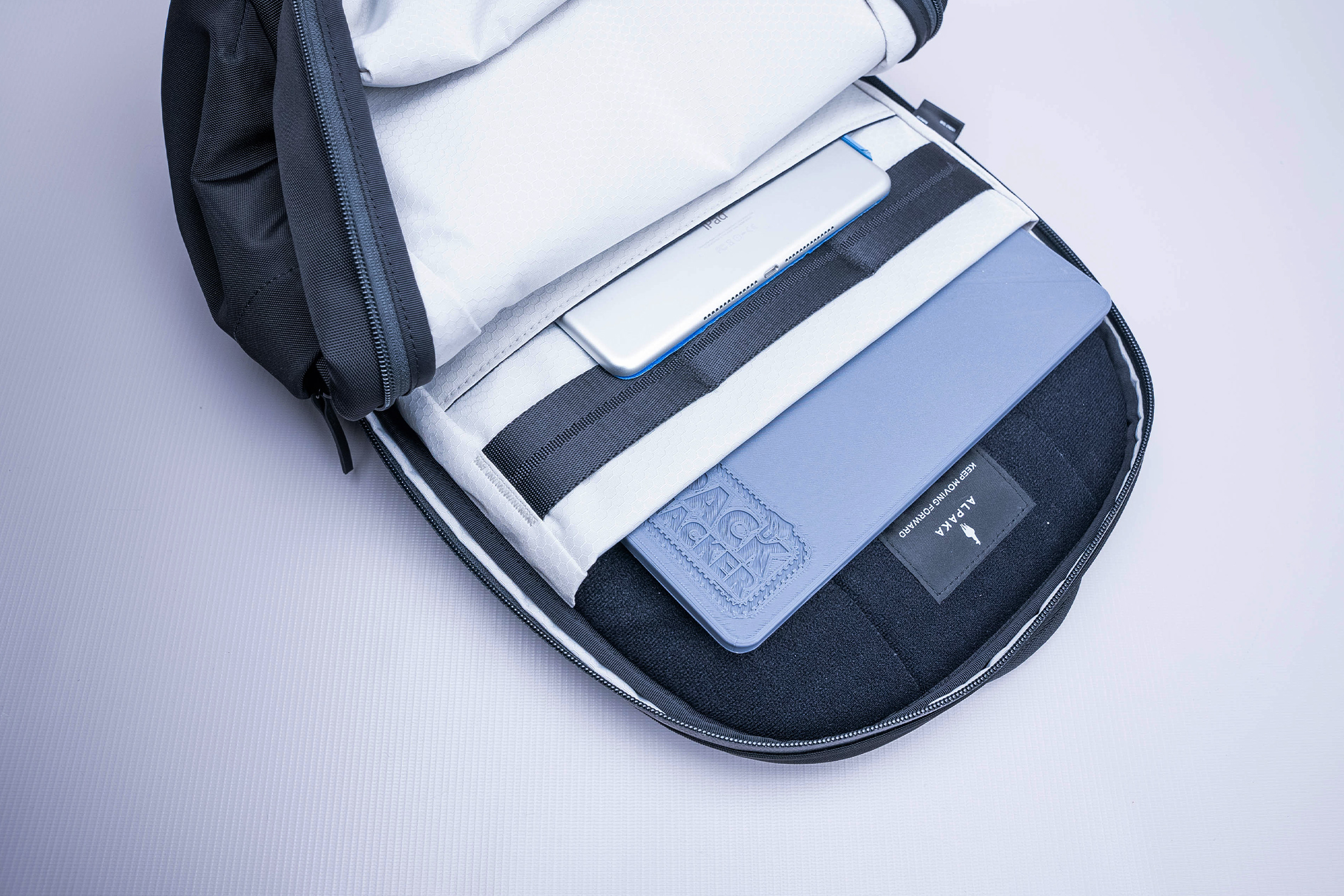 ALPAKA Elements Backpack Pro Laptop