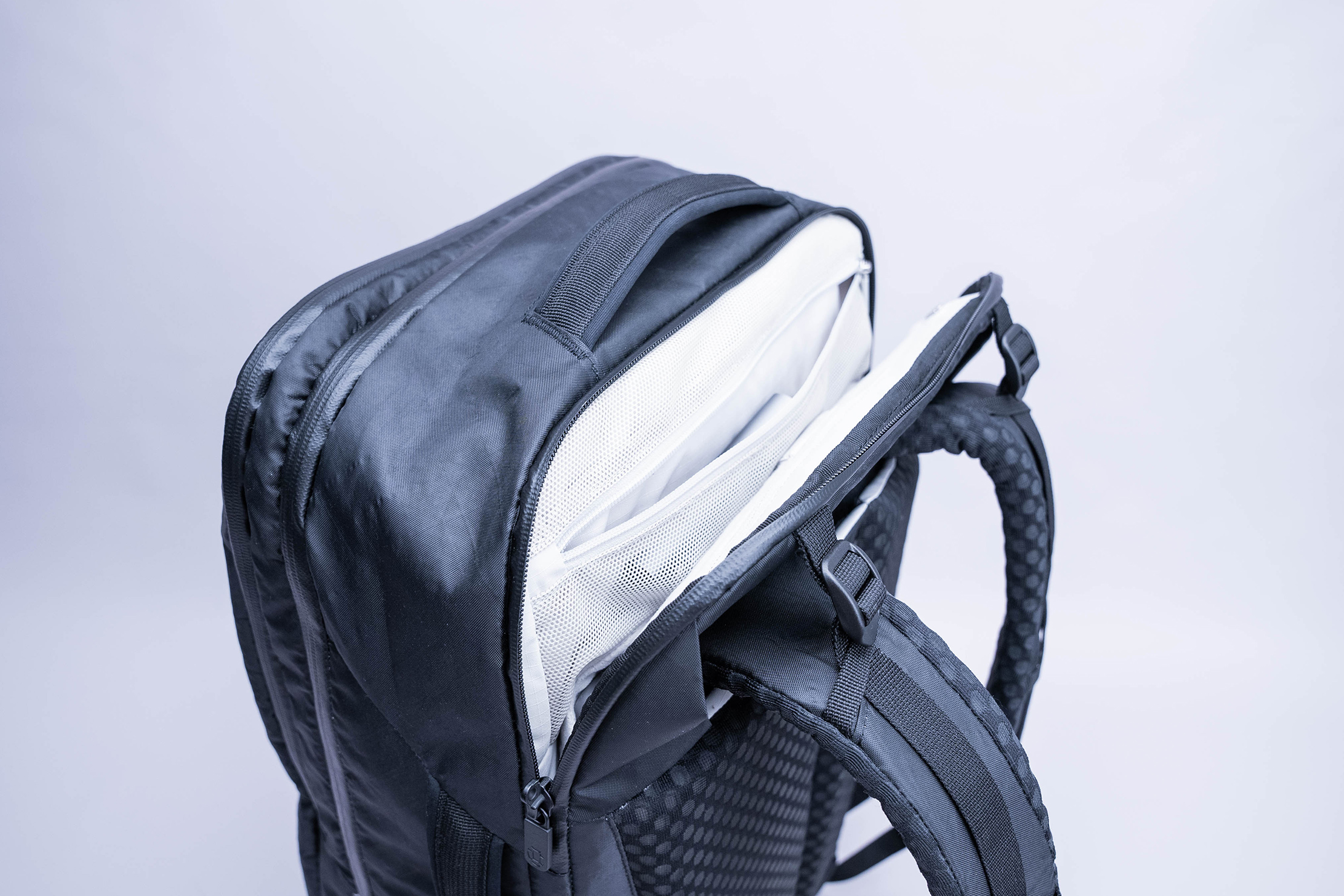 Travel Backpack 40L Black | Tortuga