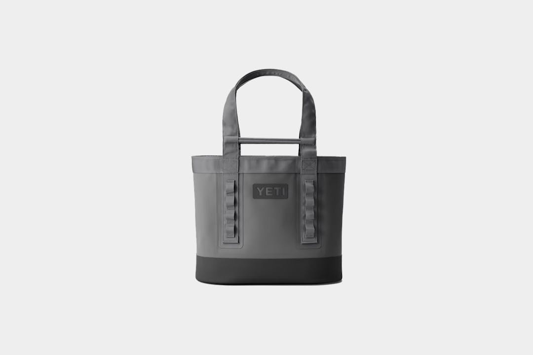 18 Travel Totes for Any Trip Best Travel Tote Bag Pack Hacker