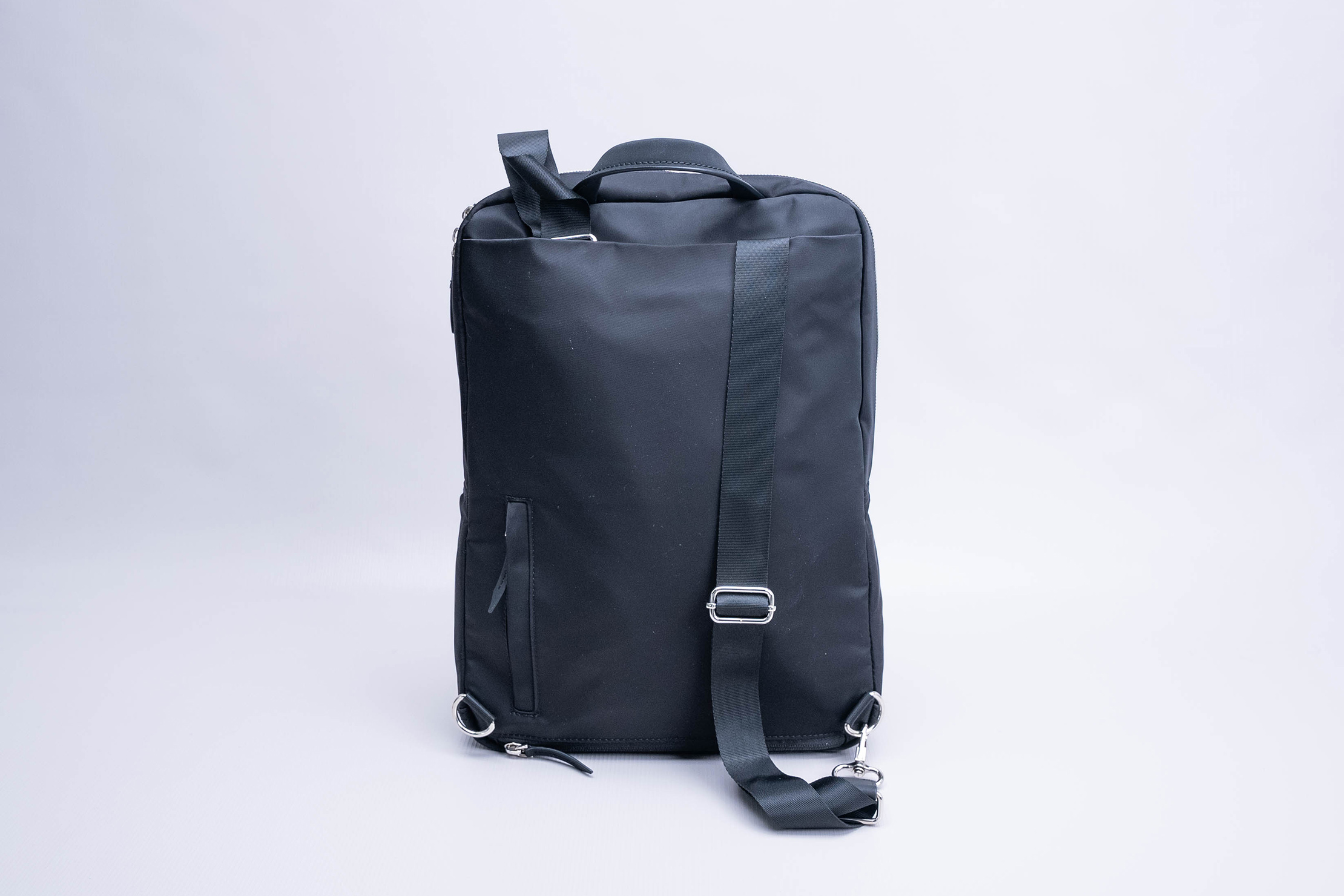 Ultra slim outlet backpack