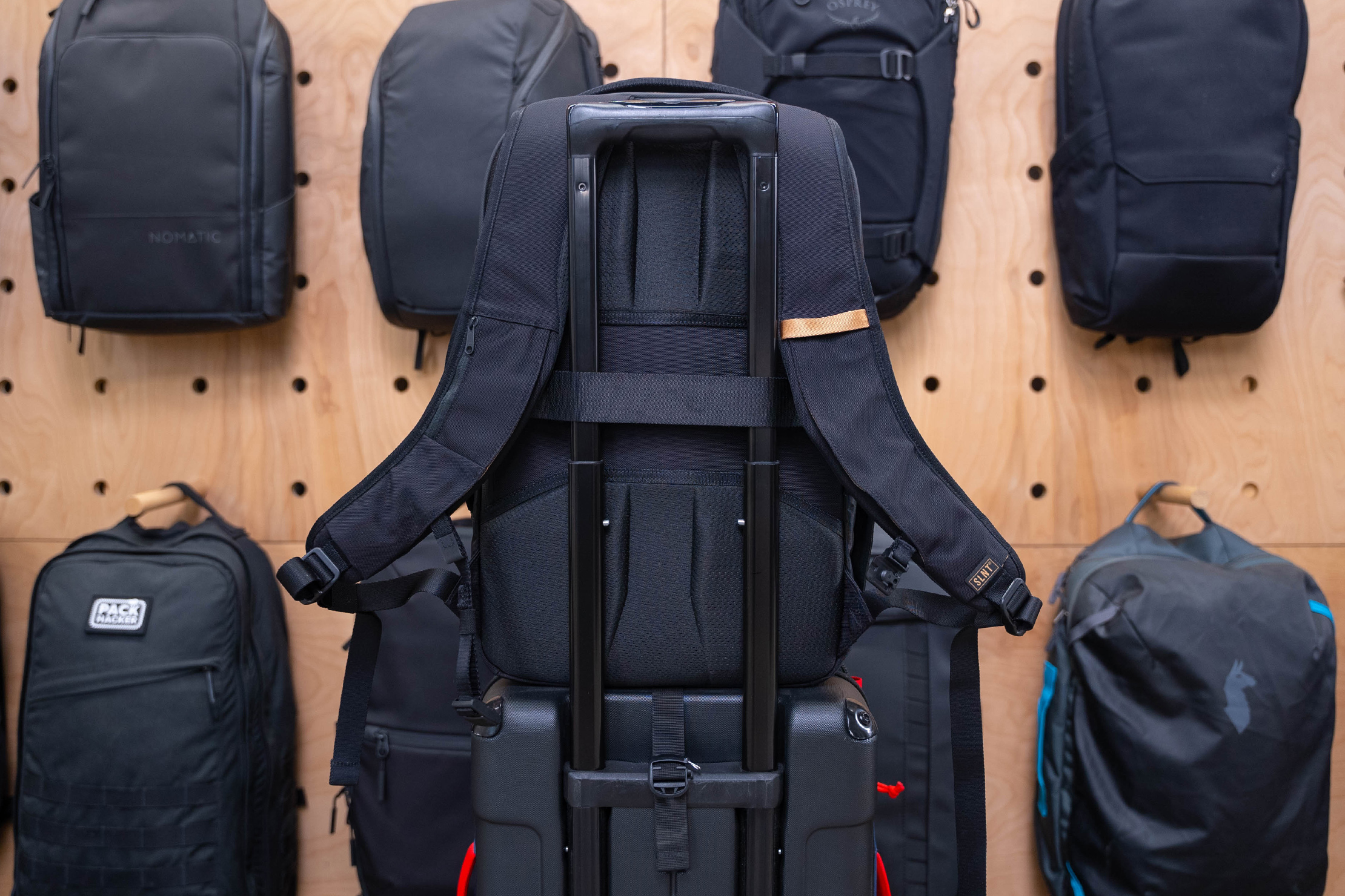 SLNT E3 Faraday Backpack Luggage Pass Through