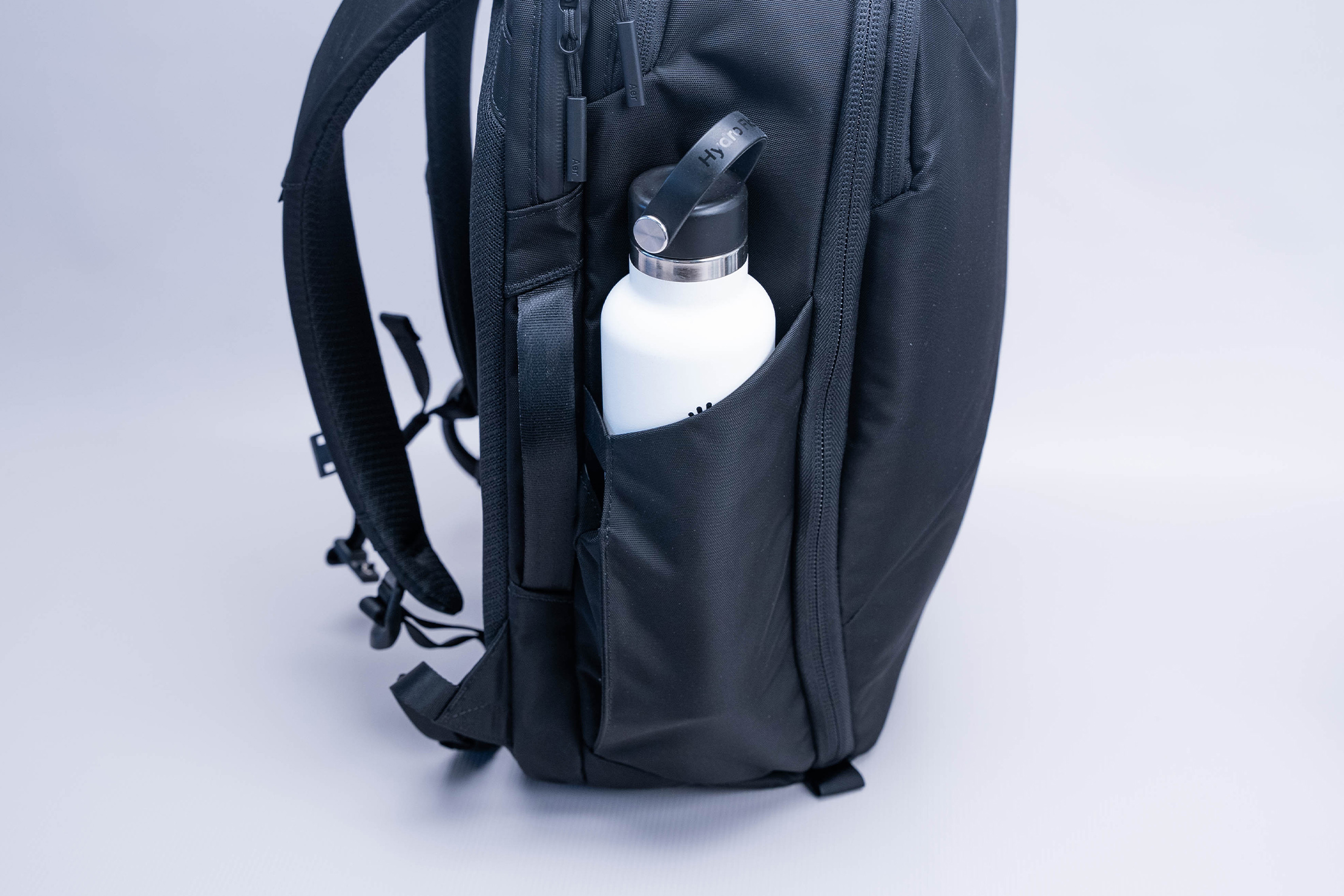 Aer Pro Pack 24L Water Bottle