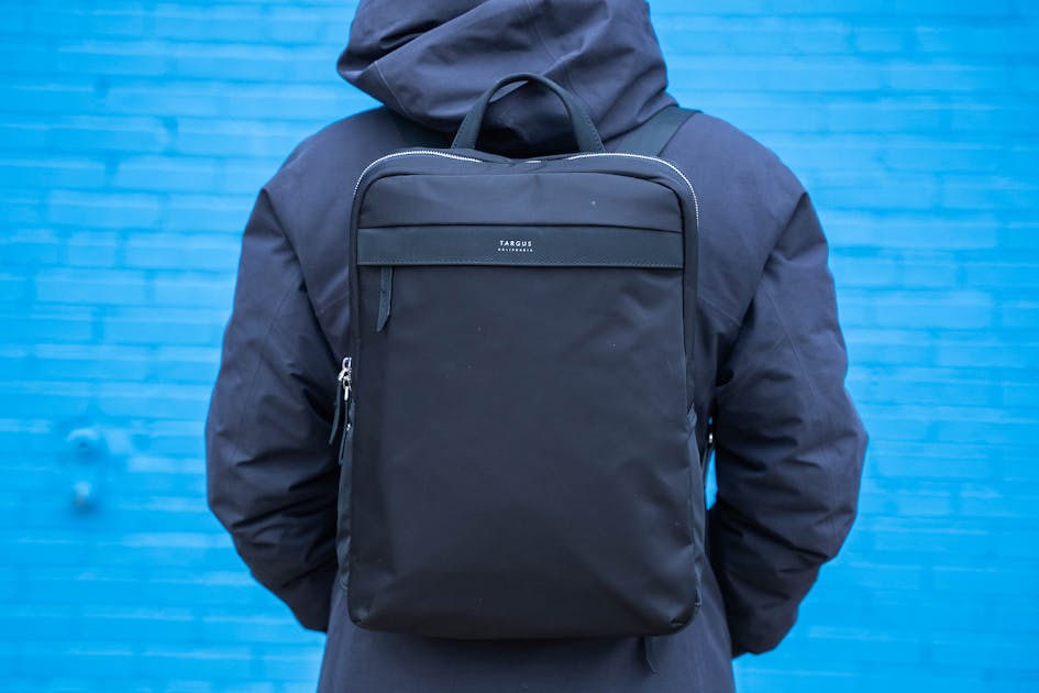 Targus Newport Ultra Slim Backpack Review | Pack Hacker