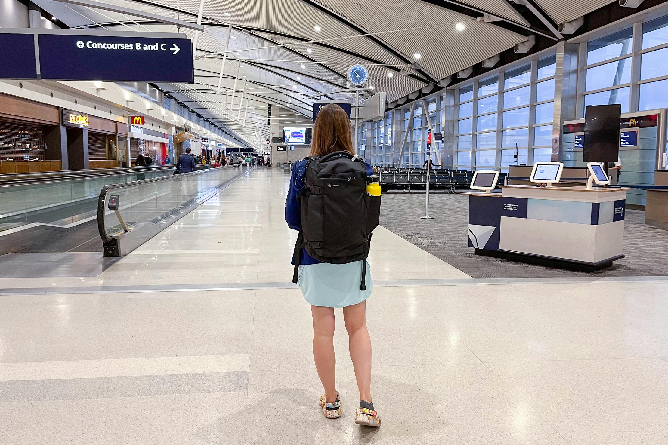 A Guide to Choosing The Best Travel Insurance Airport Walking