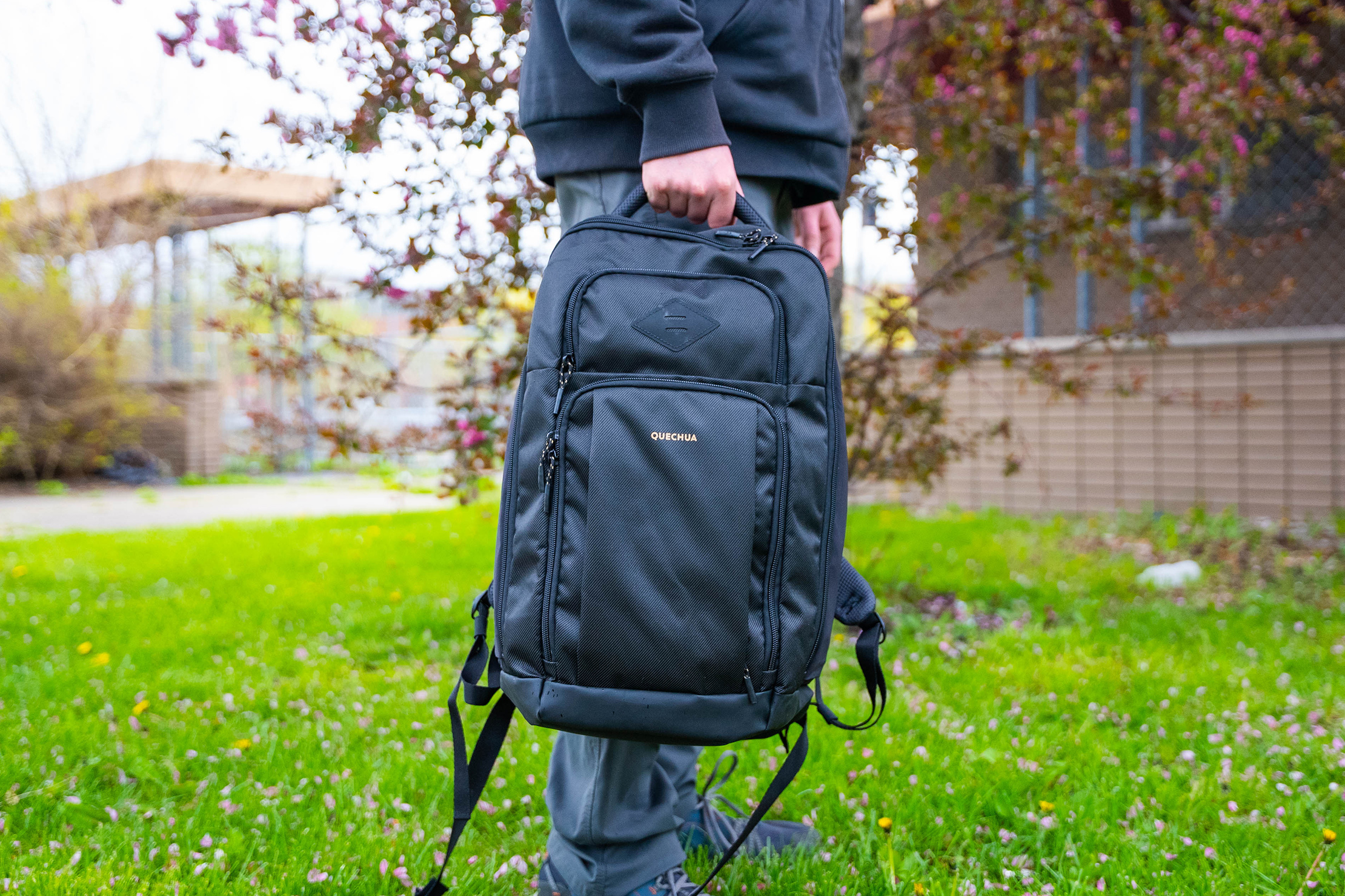 Quechua cheap backpack review