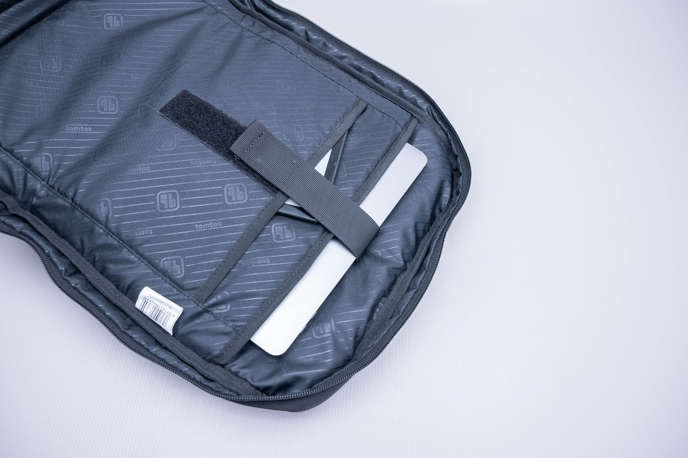 tomtoc Navigator-A82 Travel Laptop Backpack 40L Laptop