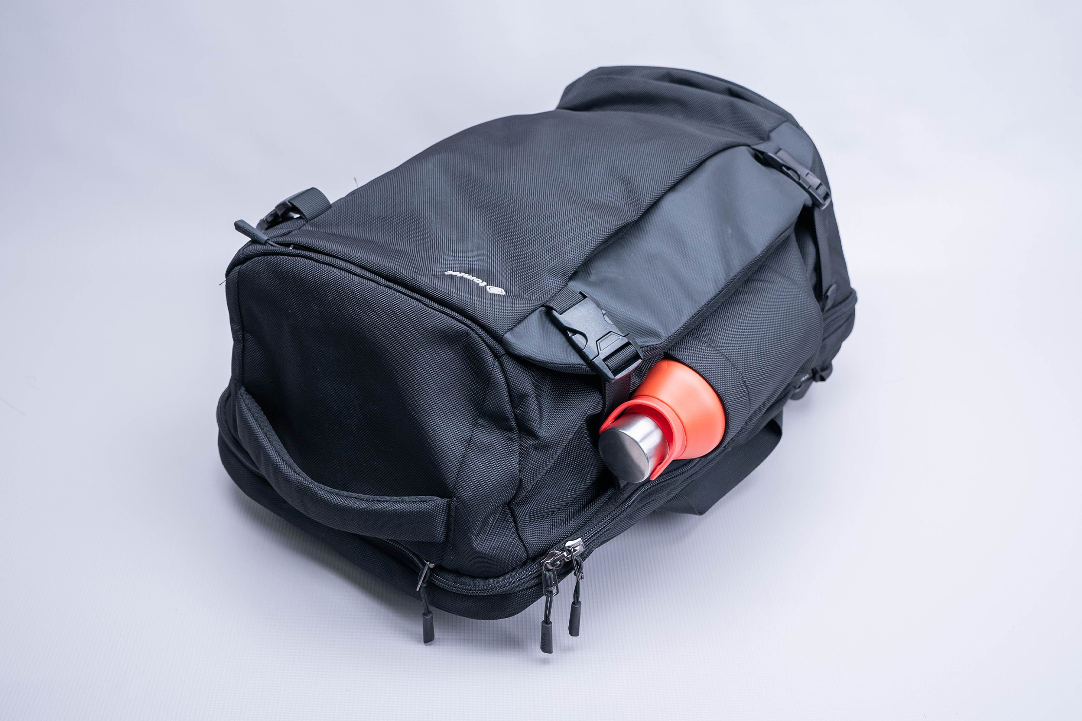tomtoc Navigator-A82 Travel Laptop Backpack 40L Water Bottle