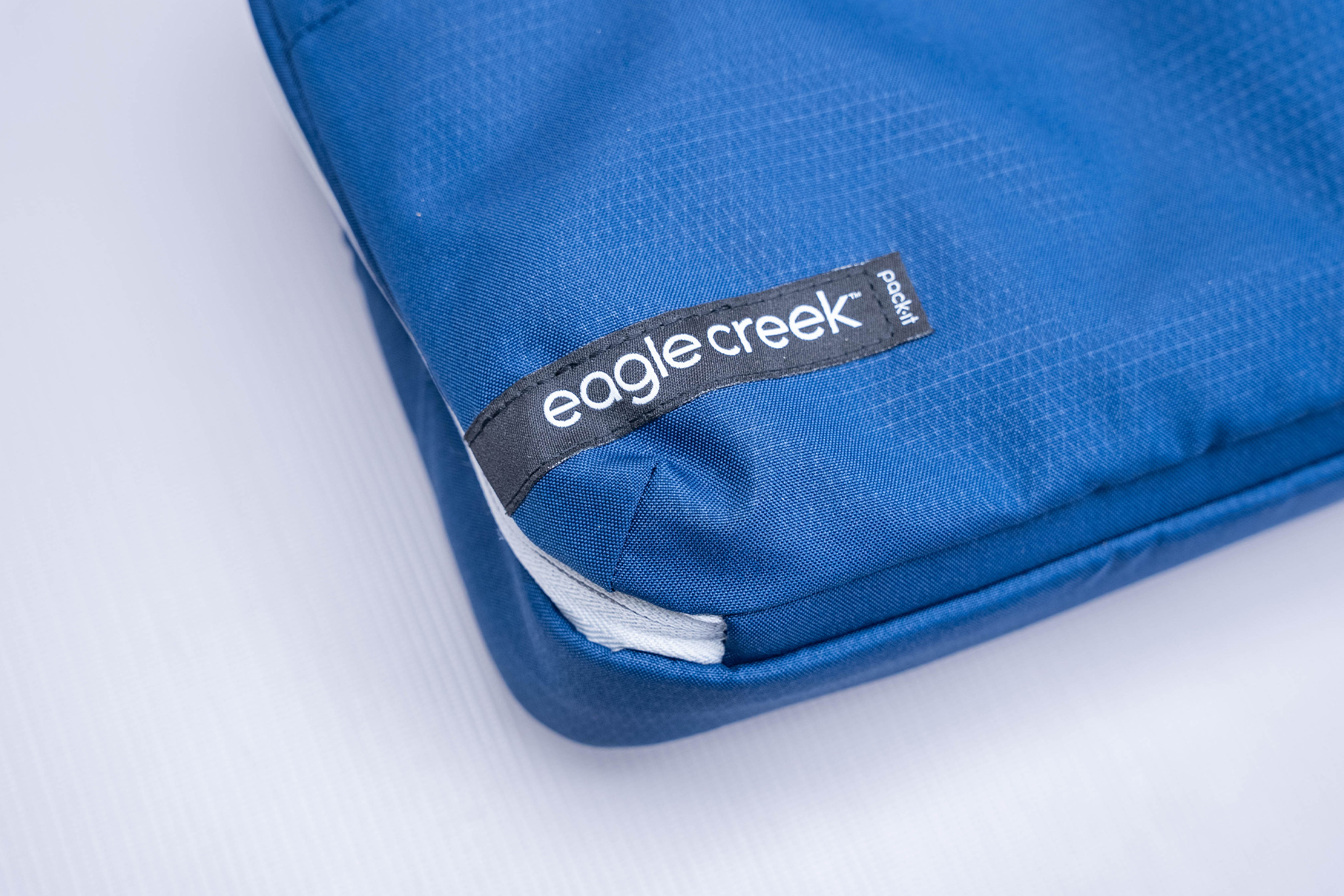 Eagle Creek Pack-it Reveal Hanging Toiletry Kit Brand