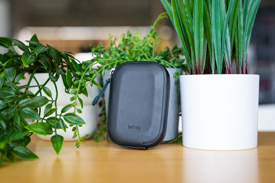 Bellroy All-Conditions Card Pocket Review | Pack Hacker