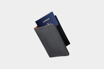 ALPAKA ARK Bifold Passport Wallet