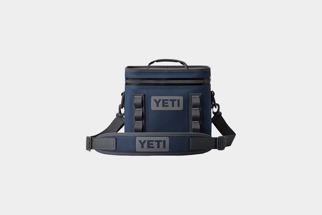 YETI Hopper Flip 8 Soft Cooler