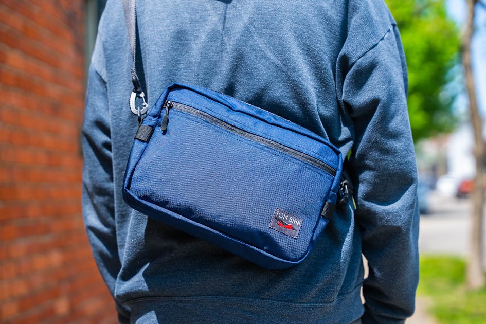 Tom Bihn's new Icon Messenger is for carrying all of your