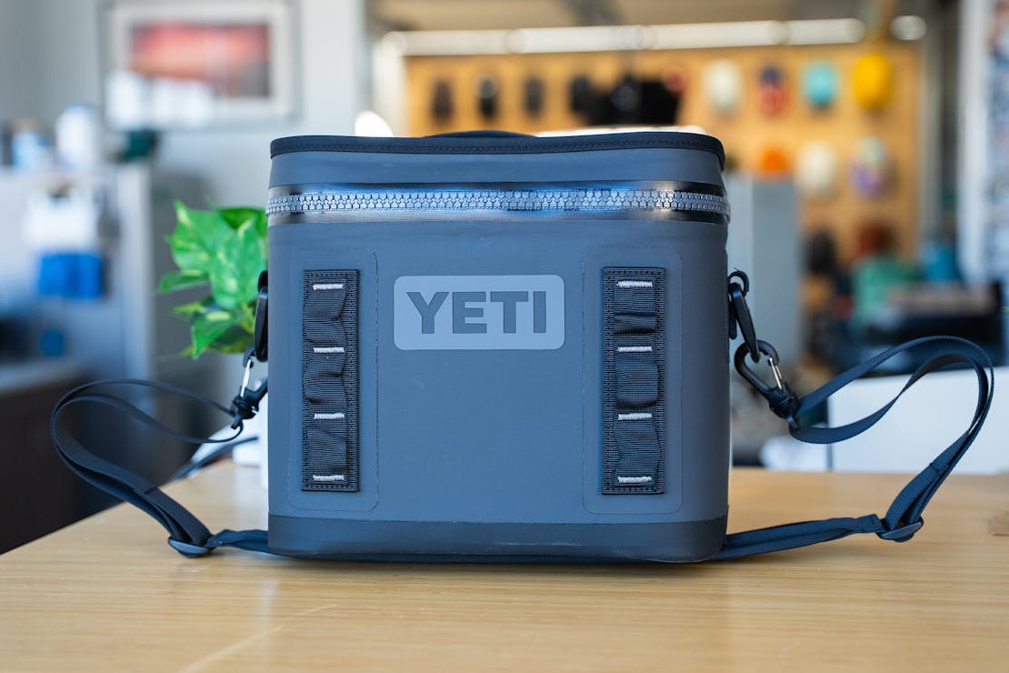 YETI Hopper Flip 8 Soft Cooler