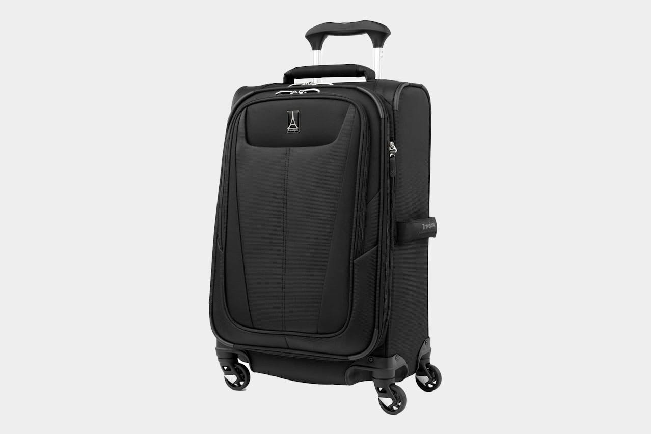 Travelpro Maxlite 5 CarryOn Spinner Review Pack Hacker