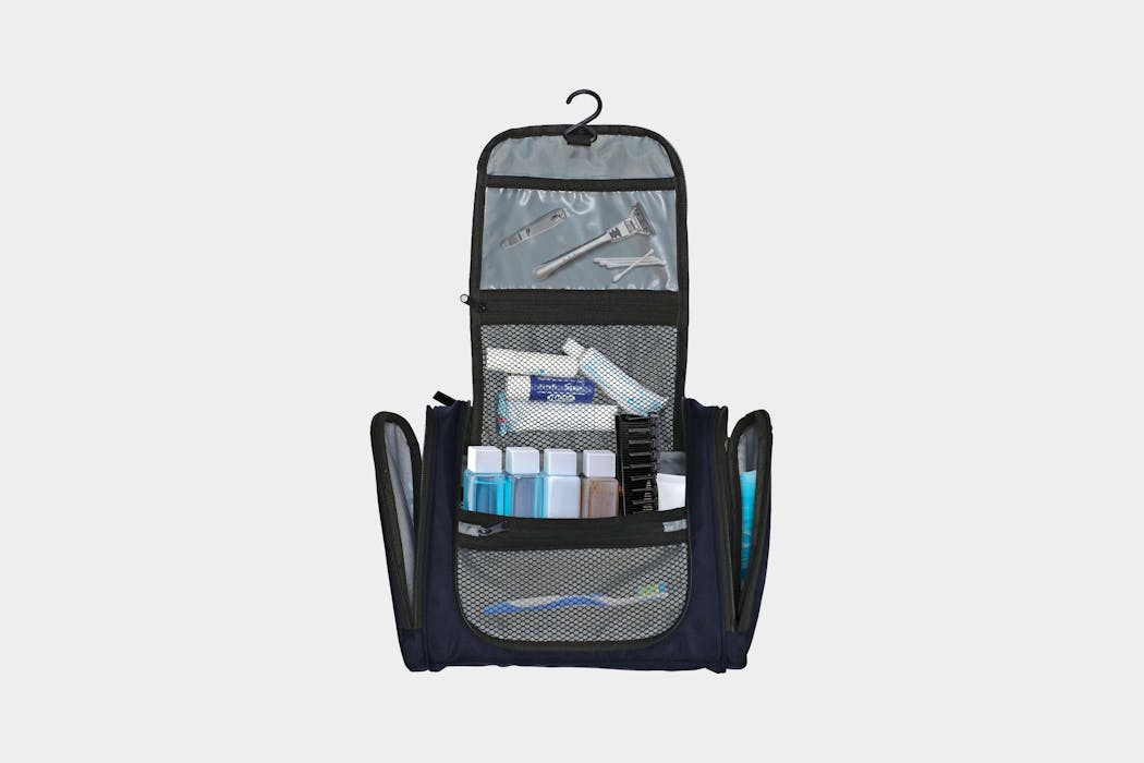 Protege Hanging Toiletry Bag