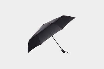 Amazon Basics Compact Umbrella