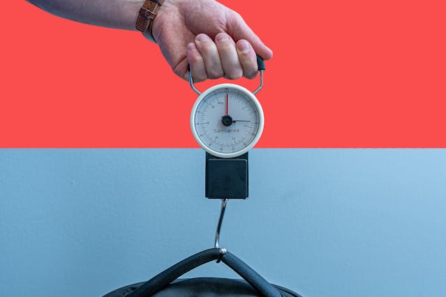 Best Luggage Scale To Help Avoid Baggage Fees | Pack Hacker