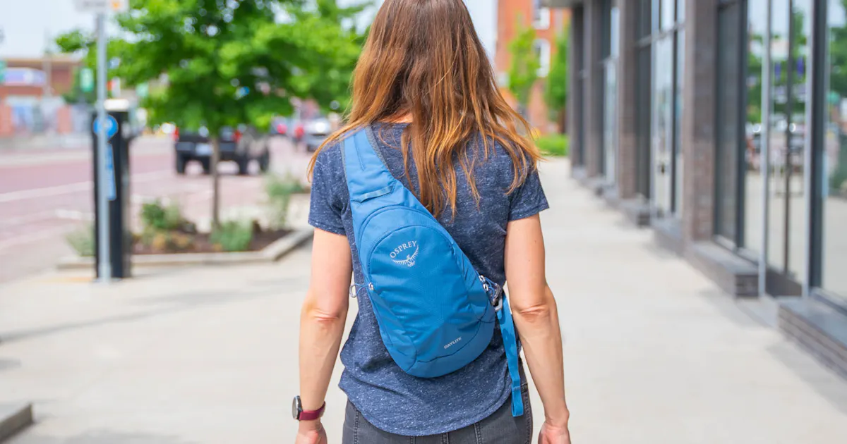 daylite sling osprey while the main compartment offers organization sleeves and a key Osprey Daylite Shoulder Sling |