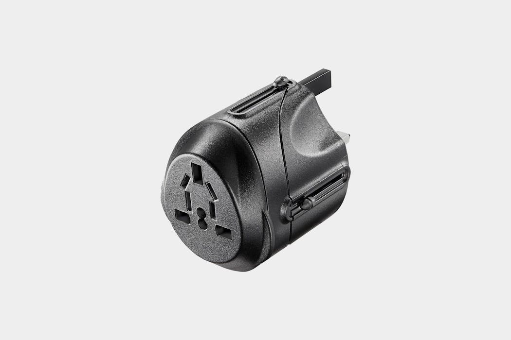 Insignia Travel Adapter (NS-TADPT1)