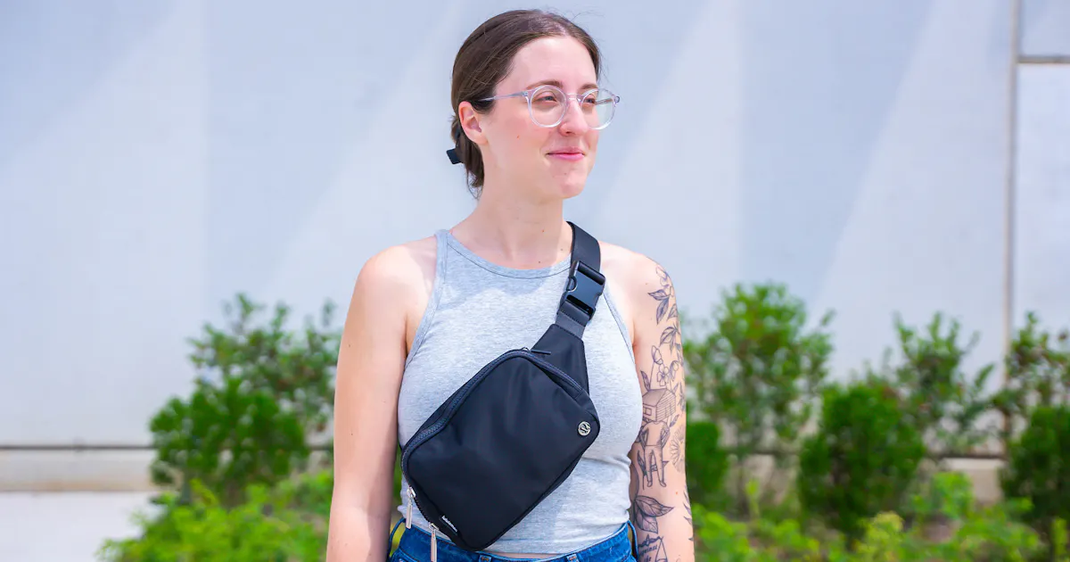lululemon Everywhere Belt Bag Large 2L Review | Pack Hacker lululemon Everywhere Belt Bag Large 2L Review | Pack Hacker