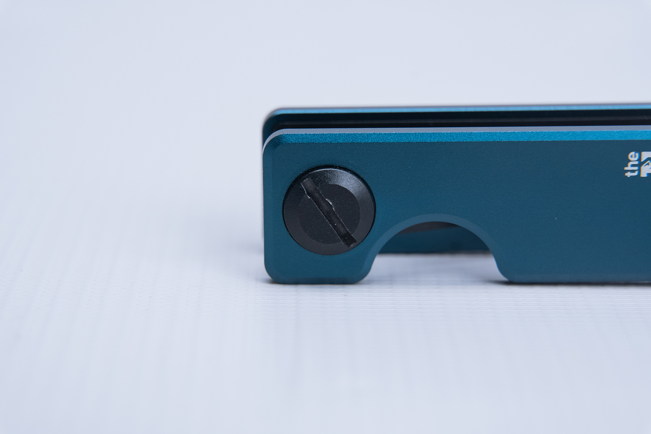 The Ridge Keycase Adjustable Plate