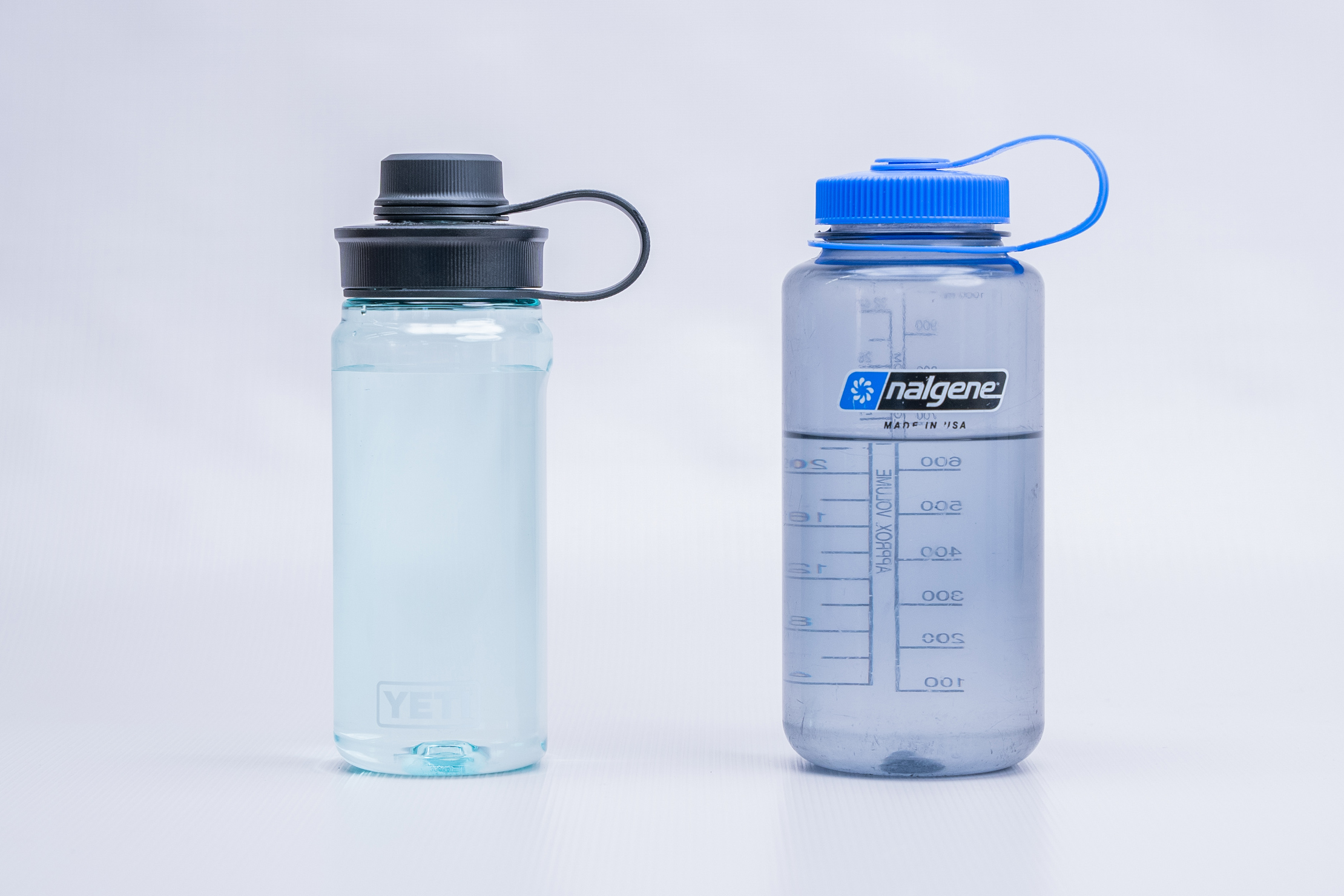 https://cdn.packhacker.com/2023/08/e849639b-6yeti-yonder-20-oz-water-bottle-comparison.jpg