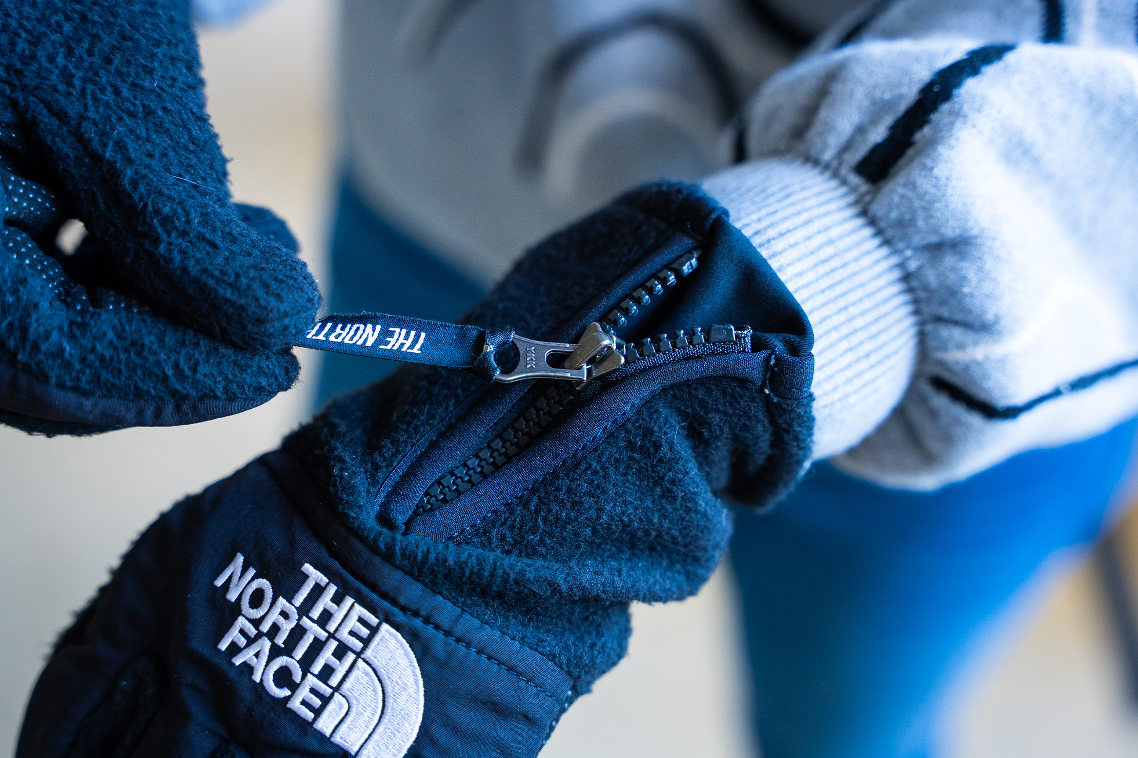 The North Face Denali Etip Gloves Zipper