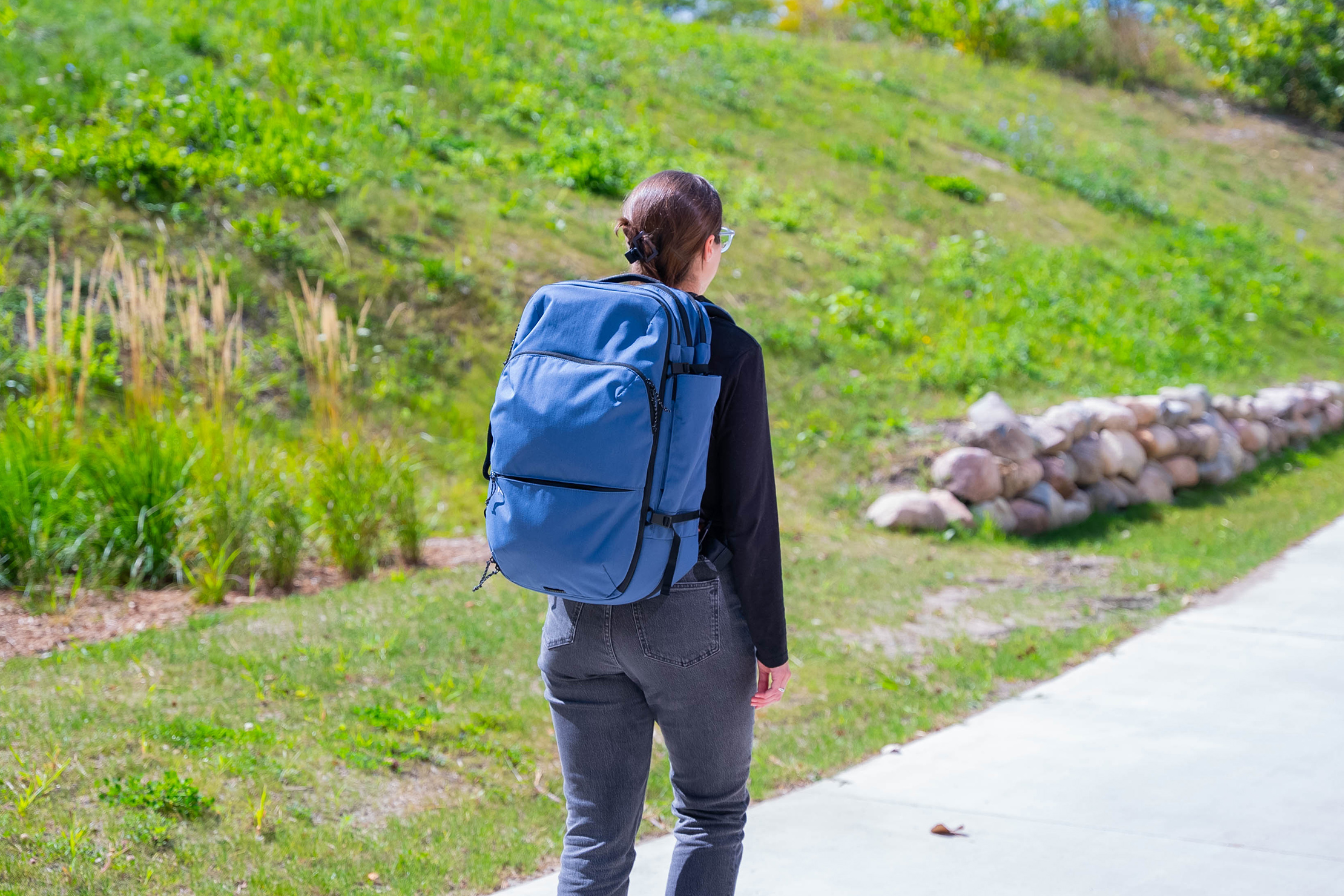 Pakt Travel Backpack V2 (35L) Walking