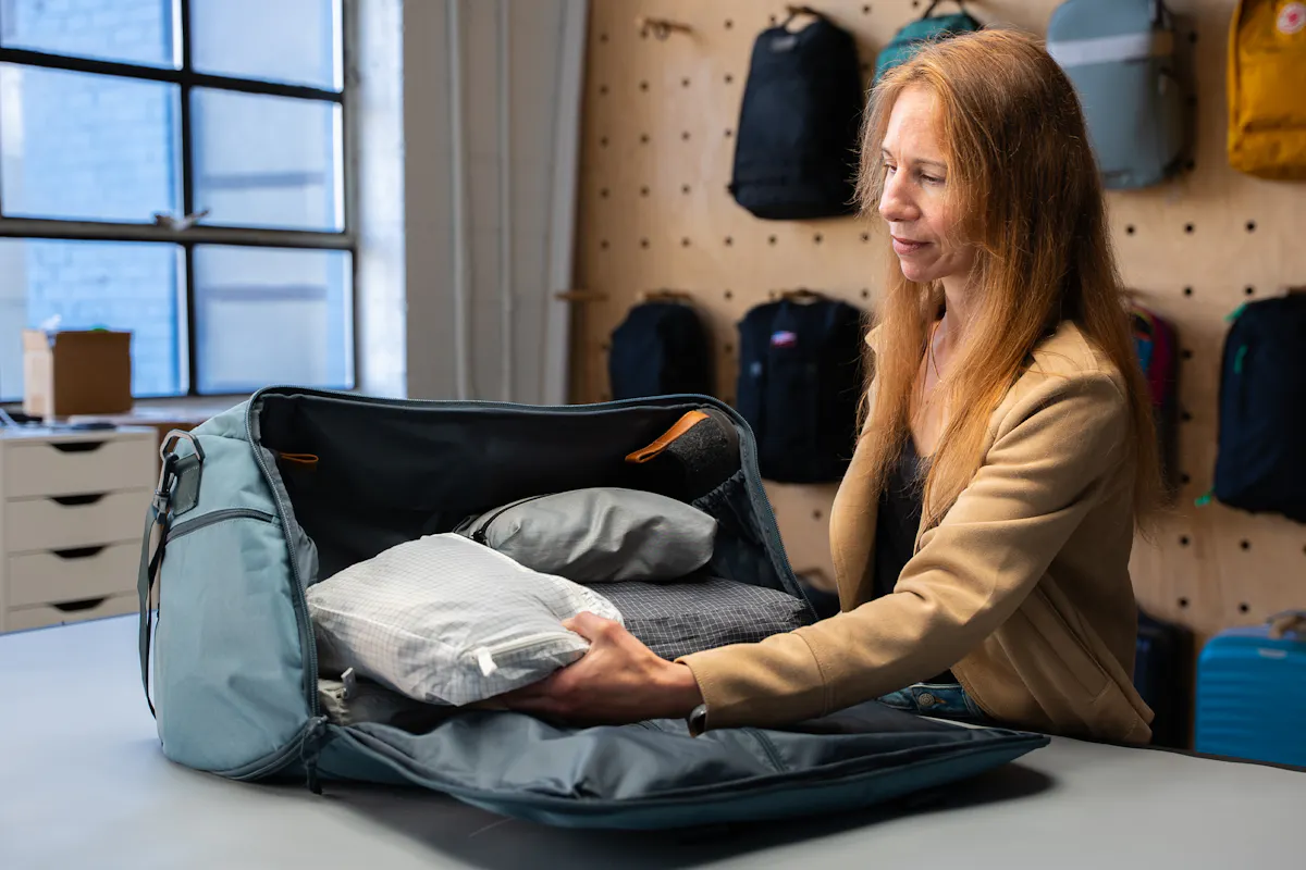Halfday Garment Duffel Cubes