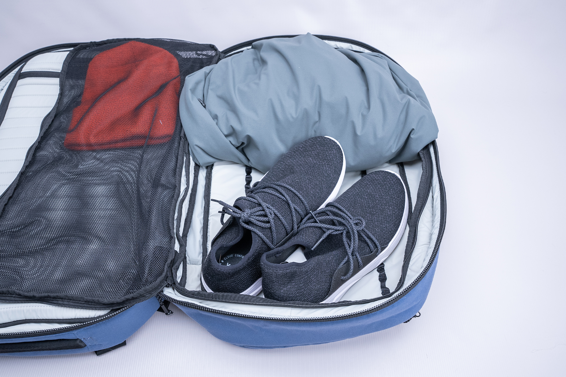 Pakt Travel Backpack V2 (35L) Shoes