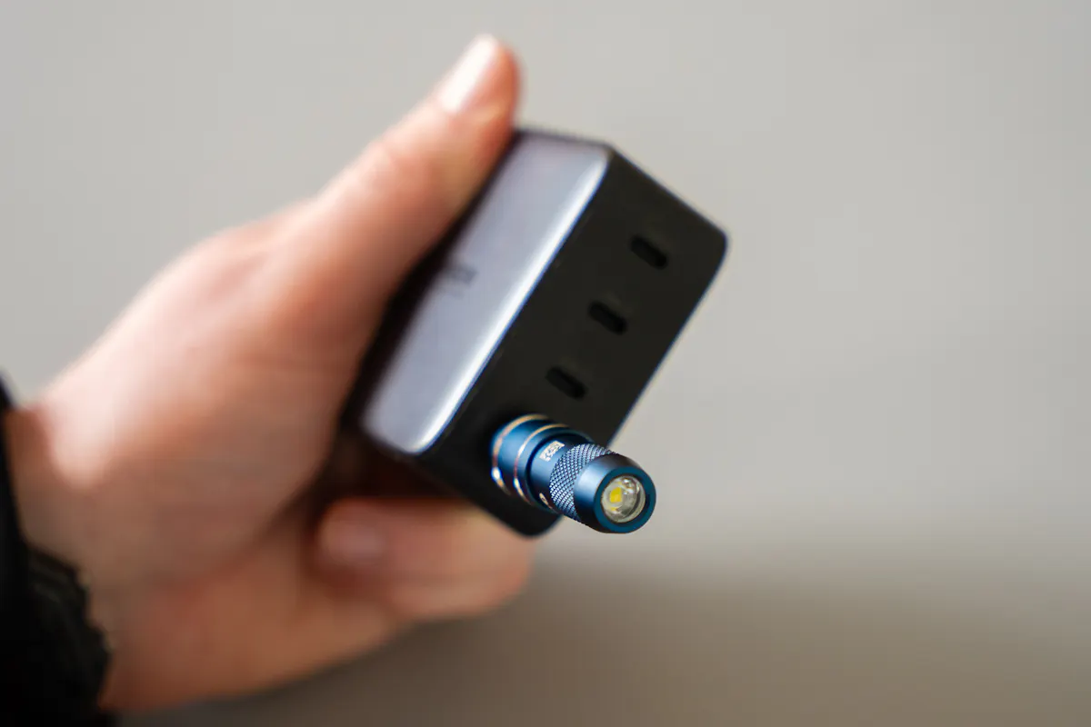 Olight imini 2 Charging 2