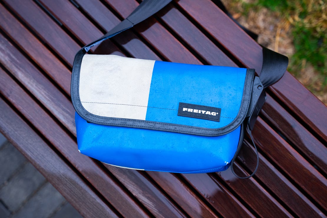 FREITAG F41 HAWAII FIVE-O Review