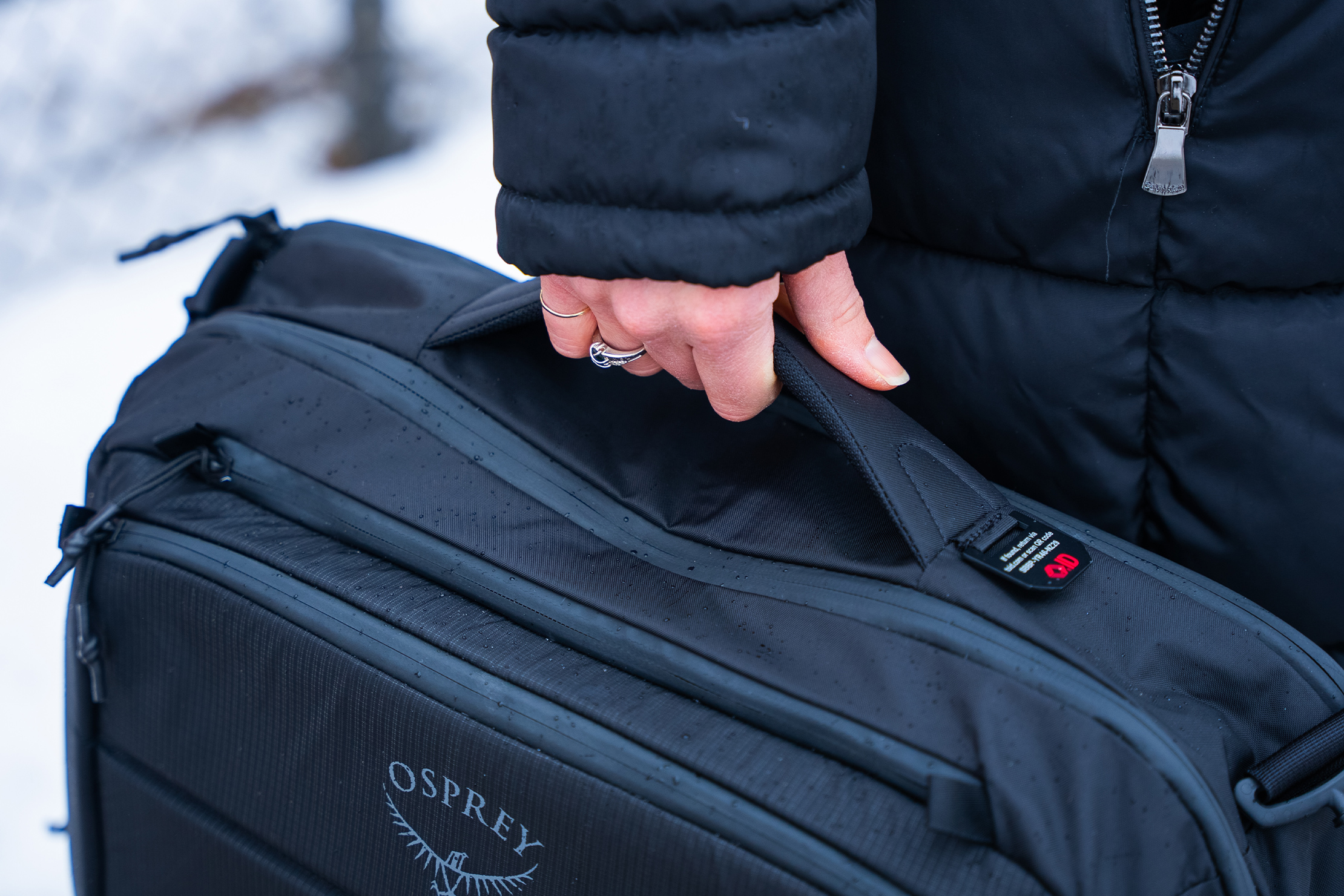 Osprey Ozone Carry-On Boarding Bag Handle Close