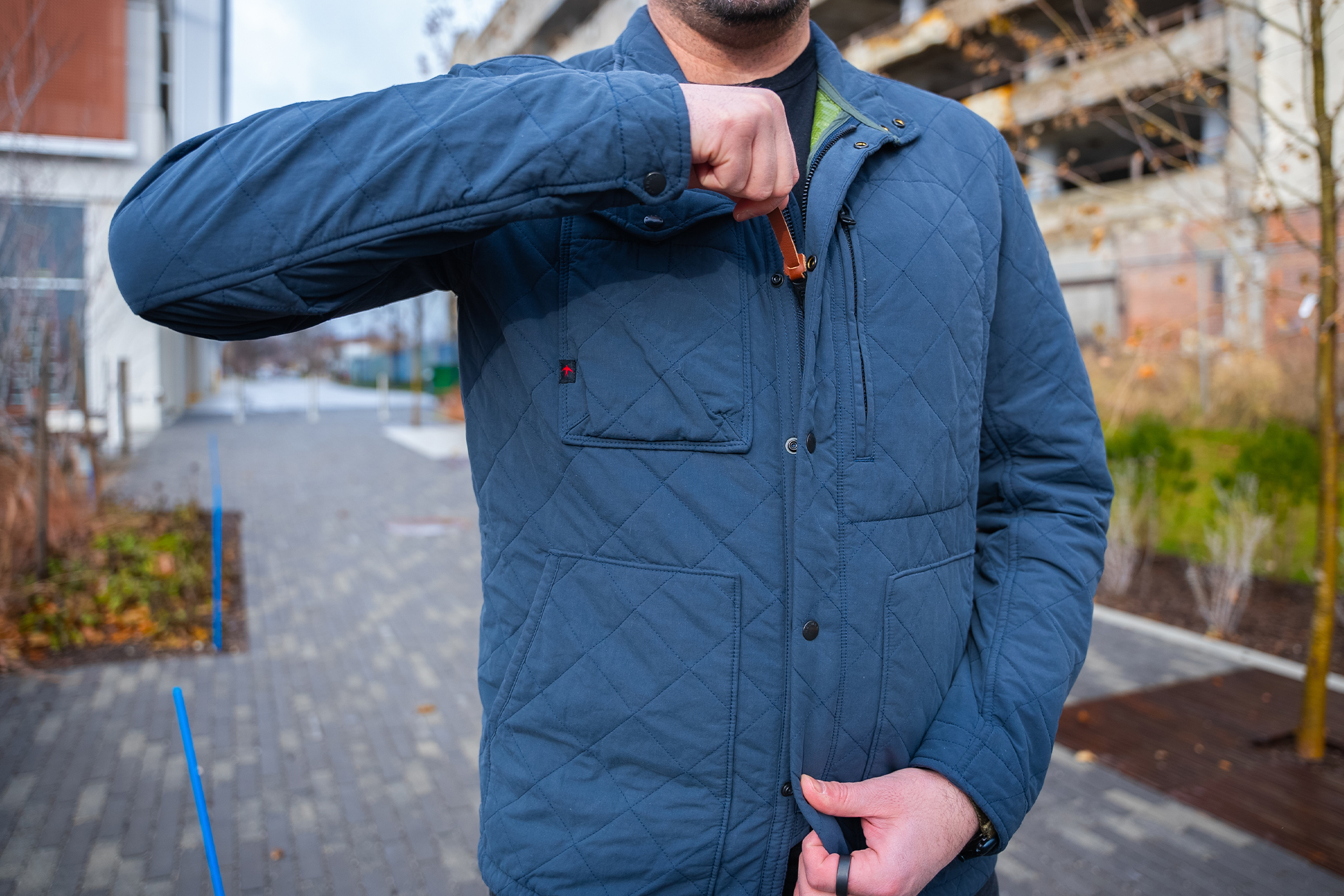 Relwen Quilted Insulated Tanker Jacket Zipping