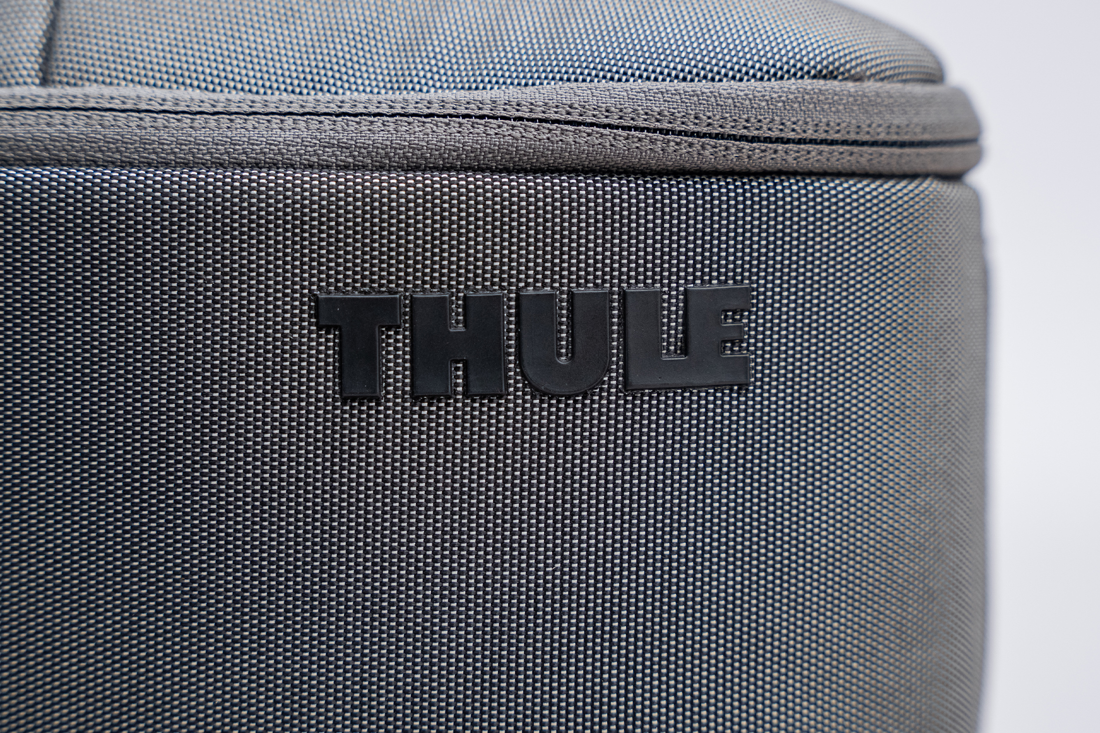 Thule Subterra 2 Toiletry Bag Brand