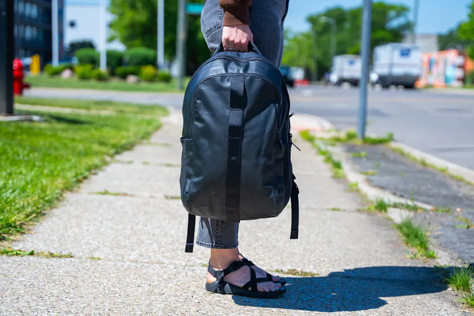 Away Active Backpack 26L Active Backpack 26L in Jet Black | Away Travel main image 3