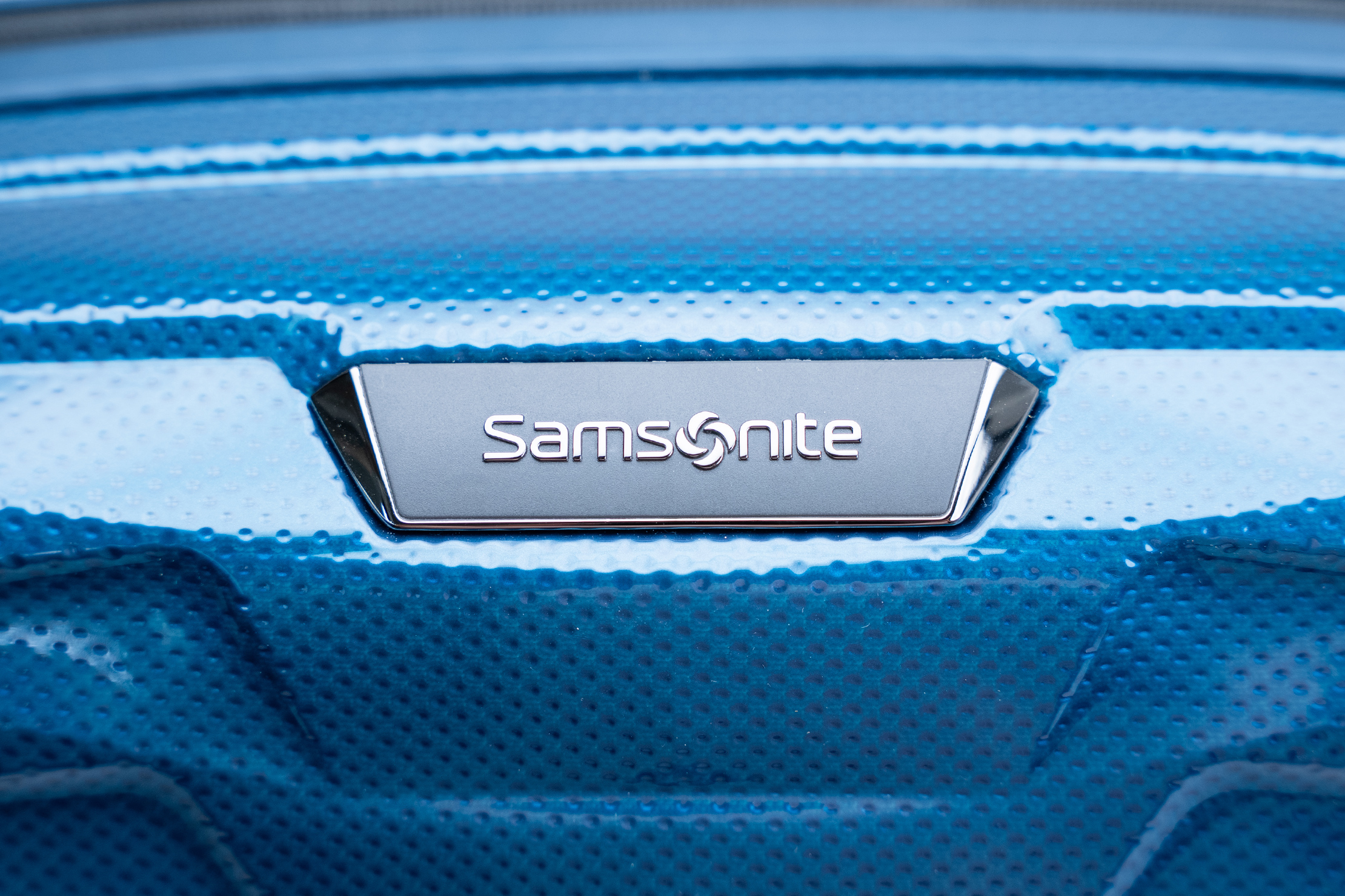 Samsonite Proxis Global Carry-On Spinner Brand