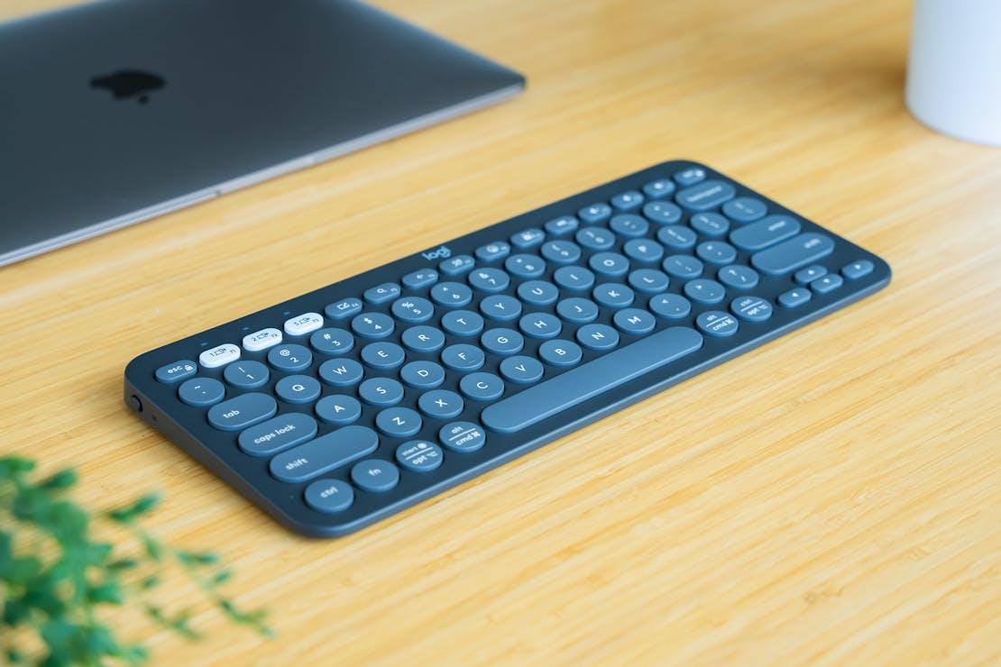 Logitech Pebble Keys 2 K380S Review