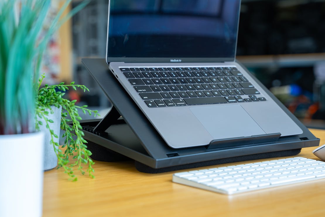 HUANUO Adjustable Laptop Stand